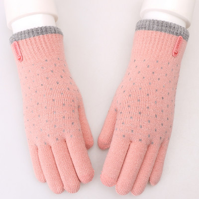 Γυναικεία πλεκτά γάντια με χριστουγεννιάτικα μοτίβα