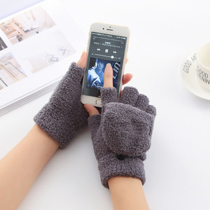 Ζεστά μαλακά γάντια με κοψίματα