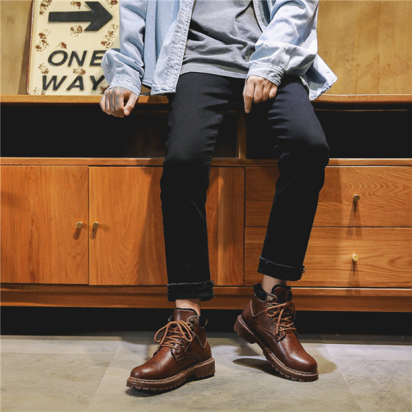 Férfi téli bőrcipő durva talppal