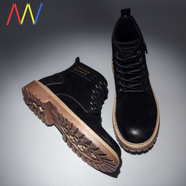 Θερμές χειμερινές μπότες για άνδρες από οικολογικό δέρμα