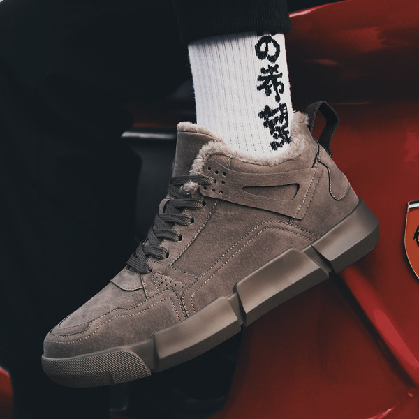 Eco velúrból készült alkalmi cipő meleg béléssel