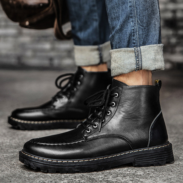 Férfi bőrcipő puha talppal és fűzővel