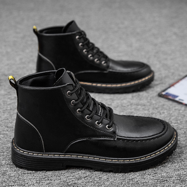 Férfi bőrcipő puha talppal és fűzővel