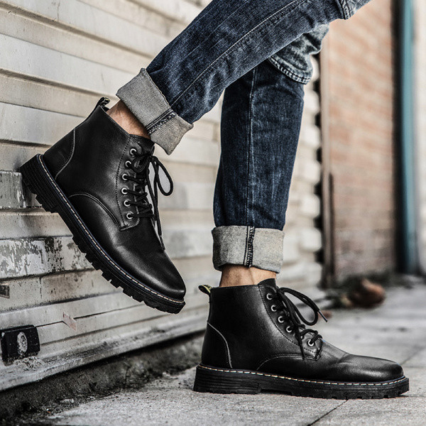 Új fűzős bőrcipő modell