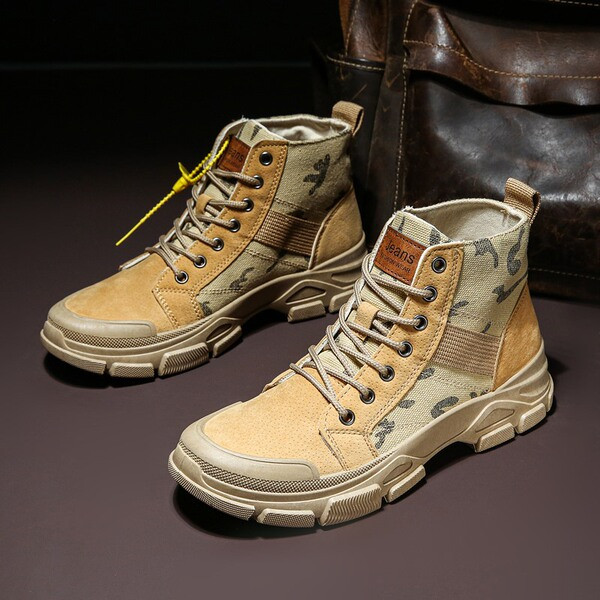 Ανδρικές μπότες με σχέδιο καμουφλάζ και κορδόνια