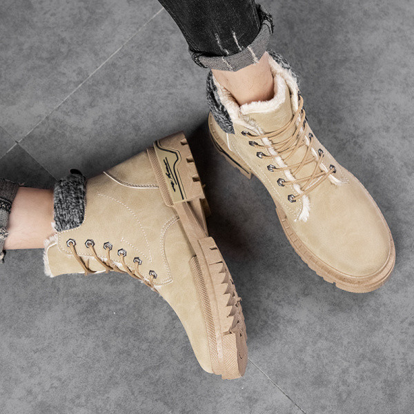 Férfi téli cipő meleg béléssel és fűzővel