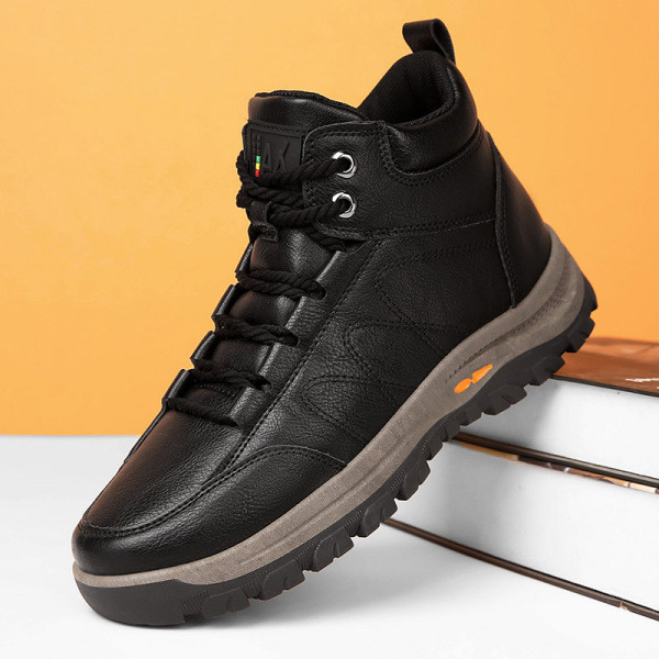 Férfi téli cipő műbőrből, fűzős