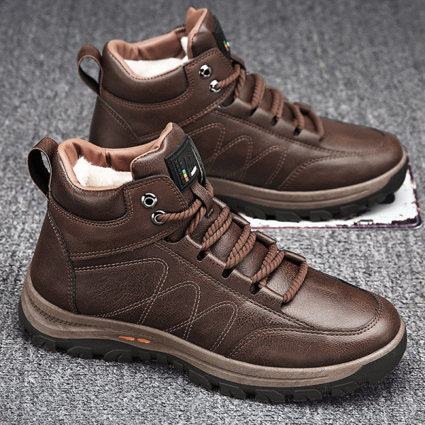 Férfi téli cipő műbőrből, fűzős