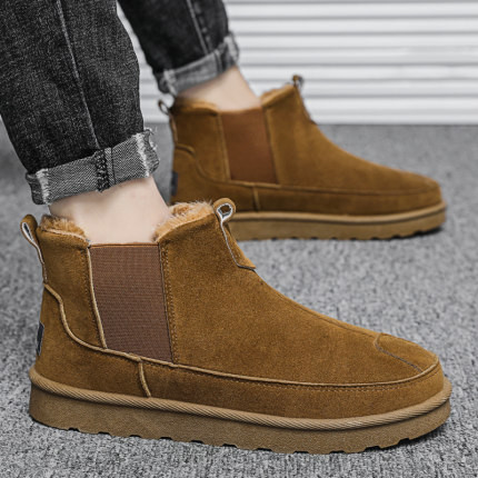 Férfi téli cipő puha béléssel és lapos talppal