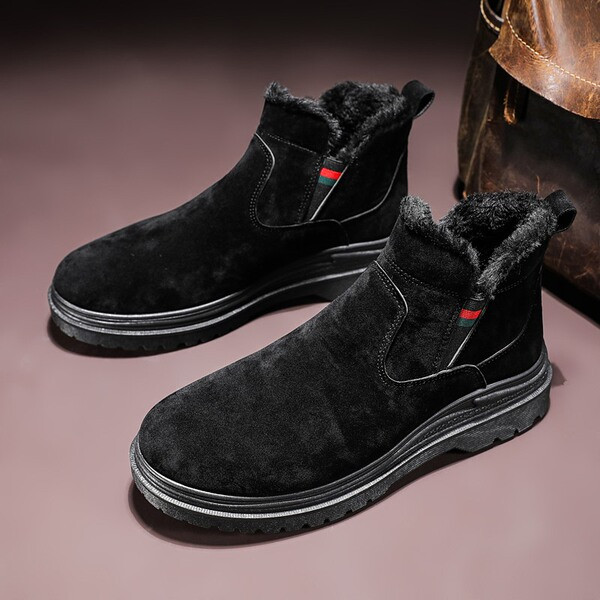 Modern férfi cipő meleg béléssel