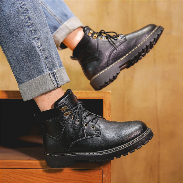 Öko bőrből készült férfi csizma durva talppal - meleg béléssel