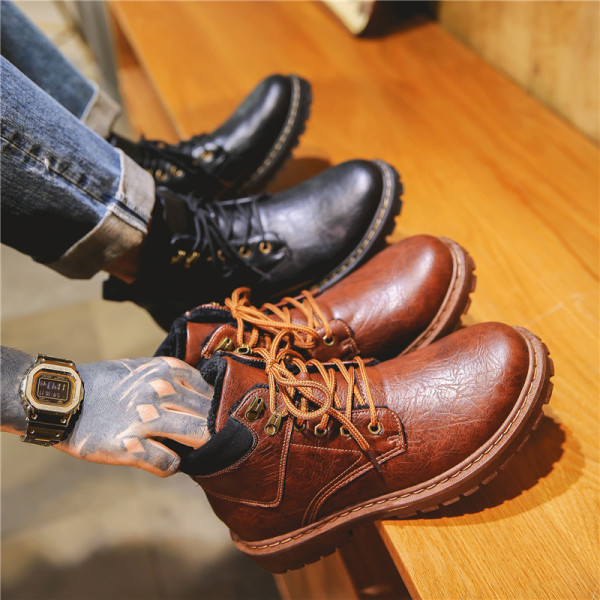 Öko bőrből készült férfi csizma durva talppal - meleg béléssel