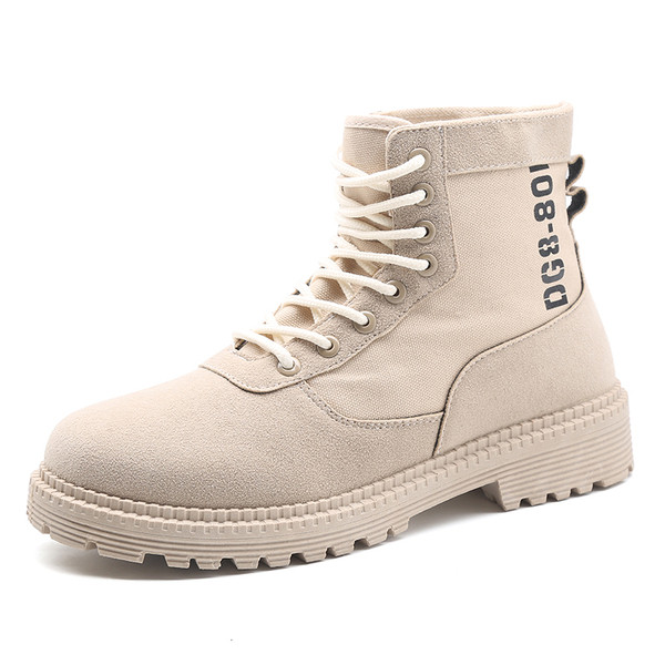 Alkalmi férfi csizma durva talppal