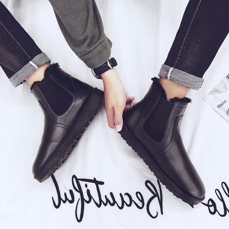 Alkalmi férfi csizma puha béléssel és lapos talppal