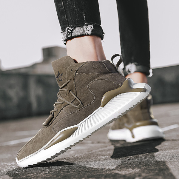 Bokáig érő férfi velúr tornacipő meleg béléssel