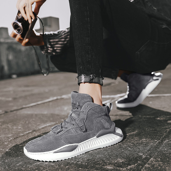 Bokáig érő férfi velúr tornacipő meleg béléssel