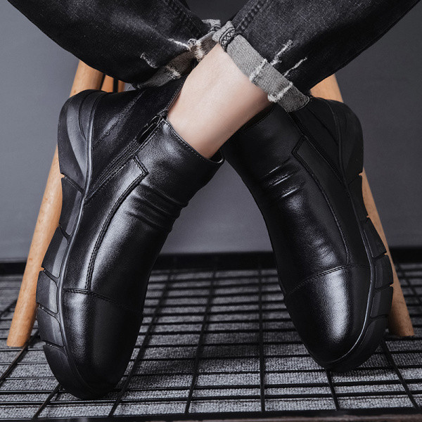 Eko bőrből készült férfi téli cipő - lapos talp