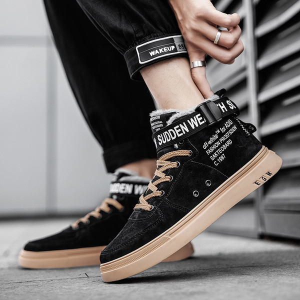 Νέο μοντέλο ανδρικά  αθλητικά παπούτσια με ζεστή επένδυση