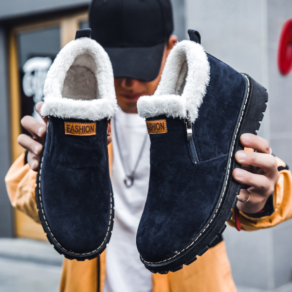 Zimske muške cipele s toplom postavom i amblemom