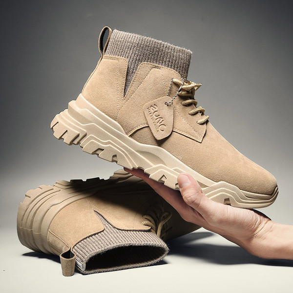 Férfi téli cipő gyapjúval és fűzővel