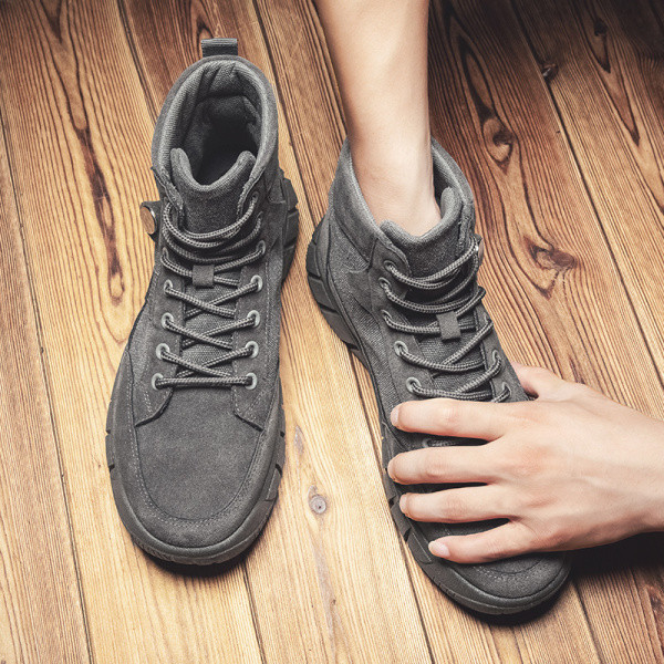 Lapos talpú férfi téli cipő