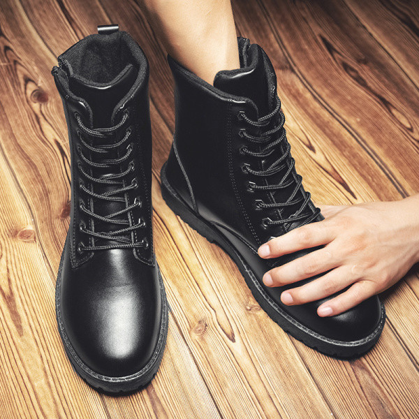 Öko bőrből készült férfi alkalmi csizma fűzővel és lapos talppal
