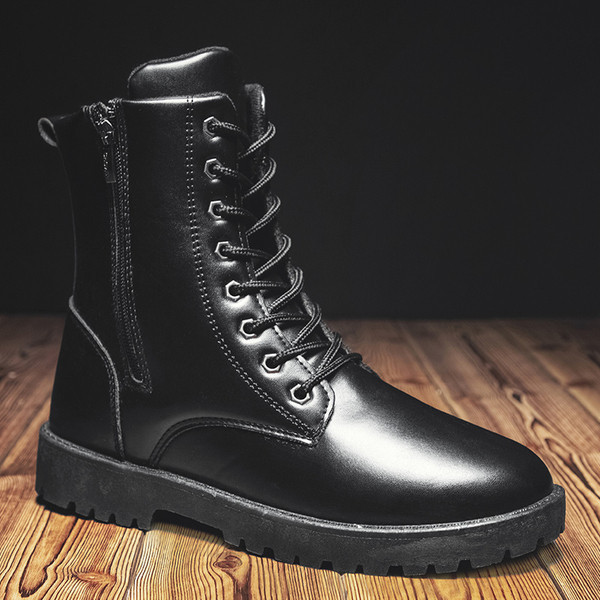 Öko bőrből készült férfi alkalmi csizma fűzővel és lapos talppal