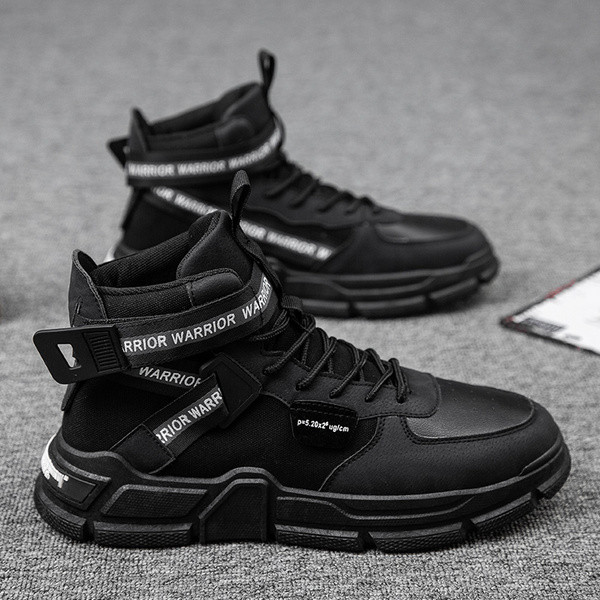 Lapos talpú férfi téli cipő