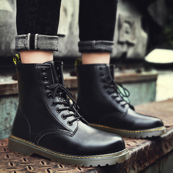 Öko bőrből készült férfi alkalmi csizma fűzővel