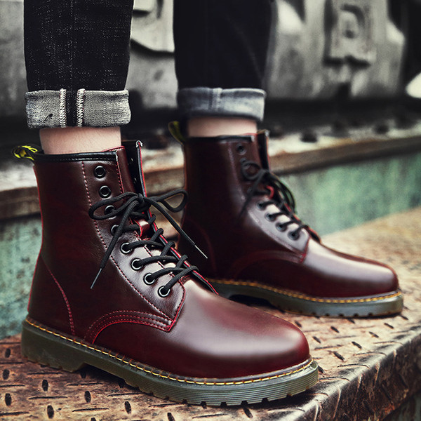 Öko bőrből készült férfi alkalmi csizma fűzővel