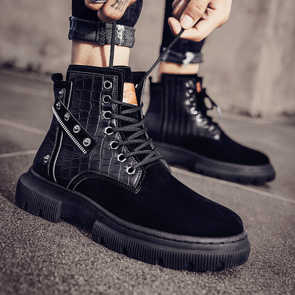 Muške casual čizme s vezicama i metalnim elementima