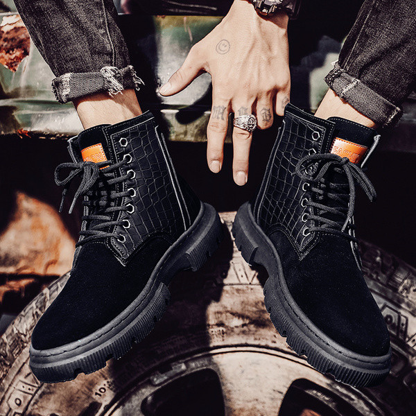 Muške casual čizme s vezicama i metalnim elementima