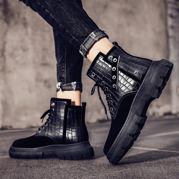 Muške casual čizme s vezicama i metalnim elementima