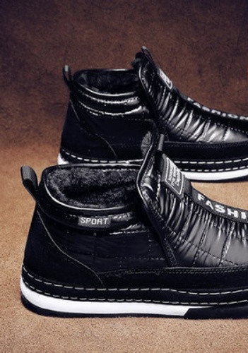 Alkalmi férfi cipő lapos talppal és puha béléssel