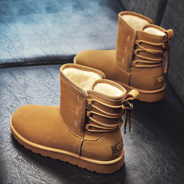 Téli férfi csizma fűzővel és meleg béléssel