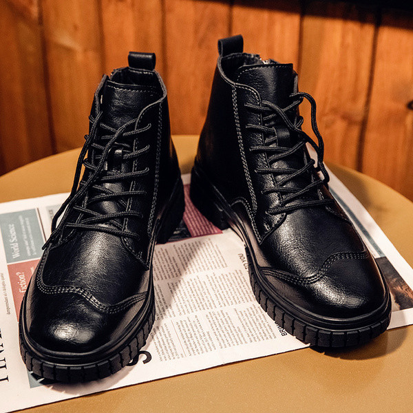 Aktuális férfi téli cipő műbőr fűzővel