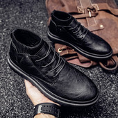 Stílusos férfi téli cipő ekobőr sima modellből