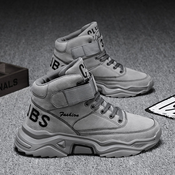 Ανδρικά χειμερινά αθλητικά παπούτσια με επιγραφές και λουράκια βελκρό