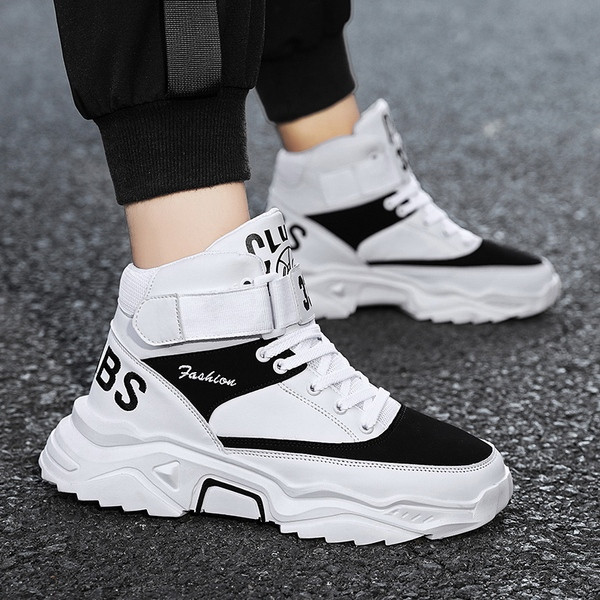 Ανδρικά χειμερινά αθλητικά παπούτσια με επιγραφές και λουράκια βελκρό