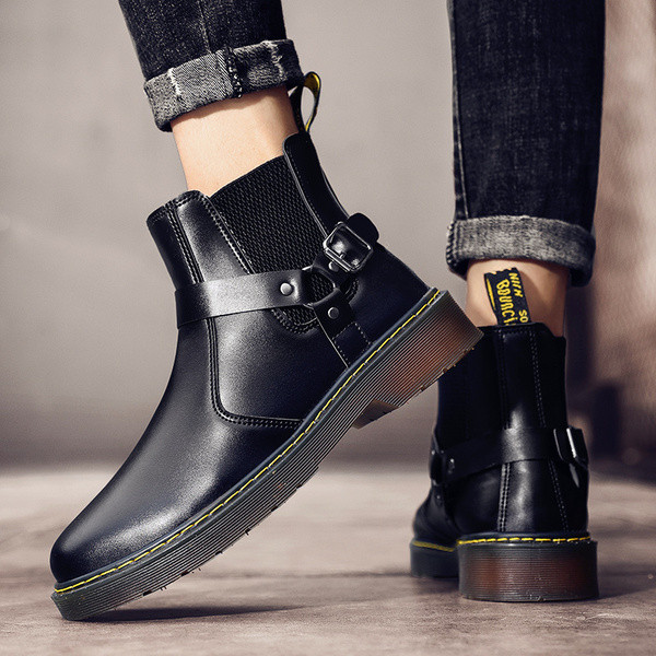 Ekobőr sima modellből készült férfi alkalmi téli cipő