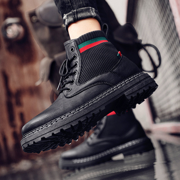 Modern férfi téli cipő eko bőrből, lapos talppal