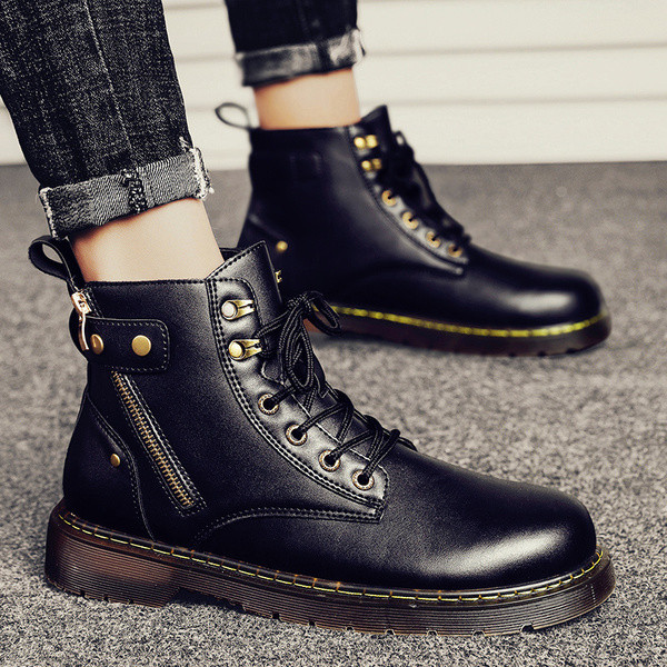 Stílusos, fűzős férfi téli cipő műbőrből