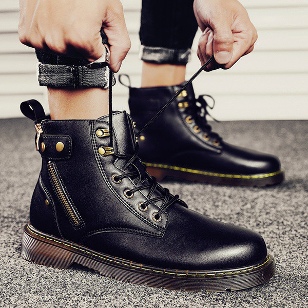 Stílusos, fűzős férfi téli cipő műbőrből