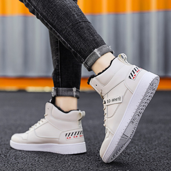 Bokáig érő férfi bőr tornacipő béléssel