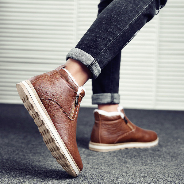 Műbőrből készült férfi alkalmi téli cipő puha béléssel