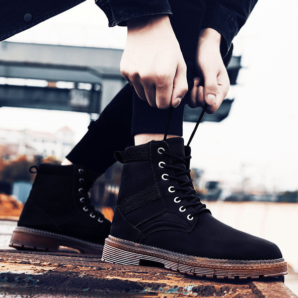 Férfi alkalmi téli cipő fűzővel és lapos talppal