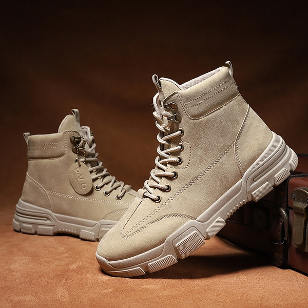 Lapos talpú és fűzős férfi bőrcipő