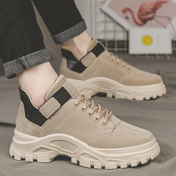 Alkalmi férfi téli cipő durva talppal és fűzővel