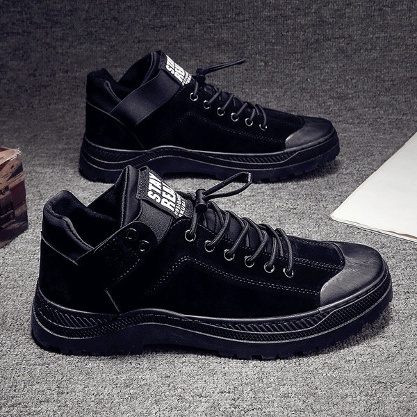 Férfi aktuális téli cipő lapos talppal és fűzővel