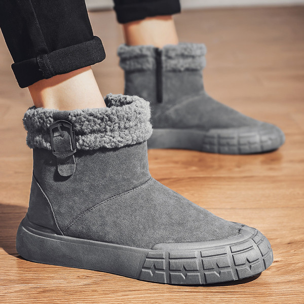 Aktuális férfi csizma csattal és meleg béléssel